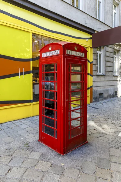 Cabine de telefone vermelho britânico em Viena — Fotografia de Stock