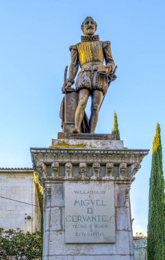 Cervantes Heykeli İspanya Valladolid