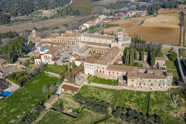 西班牙塔拉戈纳Santa Maria Santes Creus修道院 空中景观 — 图库照片
