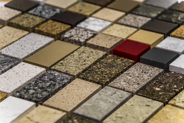Küchenarbeitsplatten, Muster, Farben, Quarz, Granit, Marmor. Natursteinprodukte. lizenzfreie Stockfotos