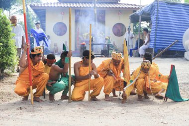 Maymun Kral manevi orta Çin Tanrı için dua