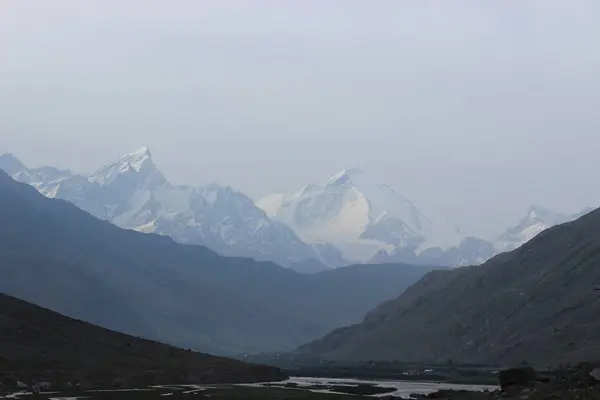 Nepal.to bir toplantı macera güzel dağ manzarası — Stok fotoğraf