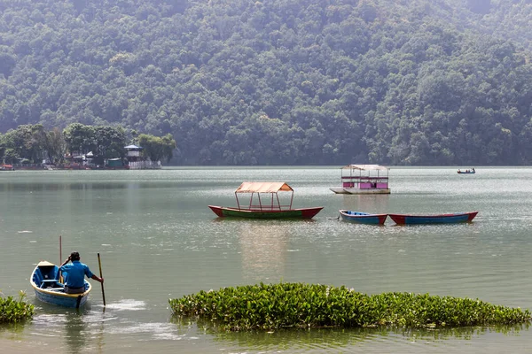 Boaters Fishermen Sail Small Boat Tourists Lake Countries Empty Tourists — Stock Photo, Image