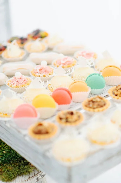 デザートの甘いおいしいカップケーキ — ストック写真