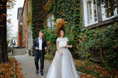 İki aşık Krakow 'da yürüyor