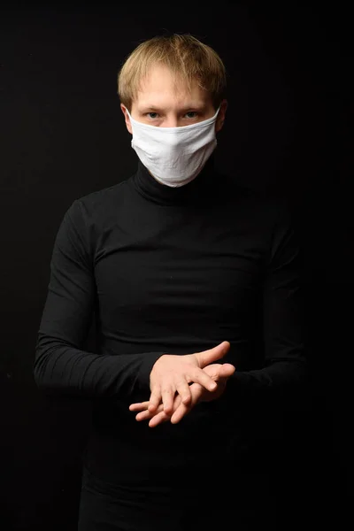 Portrait Man Medical Face Mask Using Disinfectant Spray Hands People — Stock Photo, Image