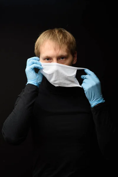 Protection Contagious Disease Coronavirus Man Wearing Hygienic Mask Prevent Infection — Stock Photo, Image