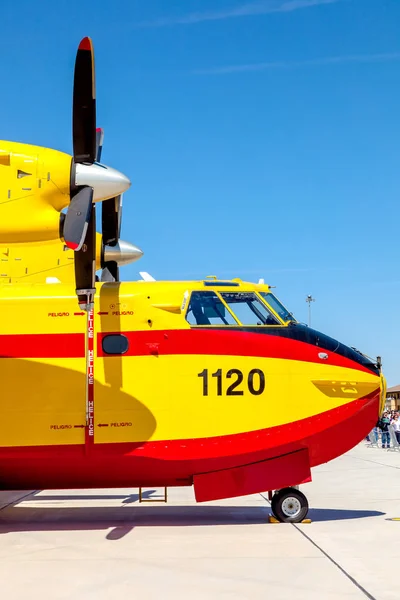 水上飞机 canadair cl-215 — 图库照片