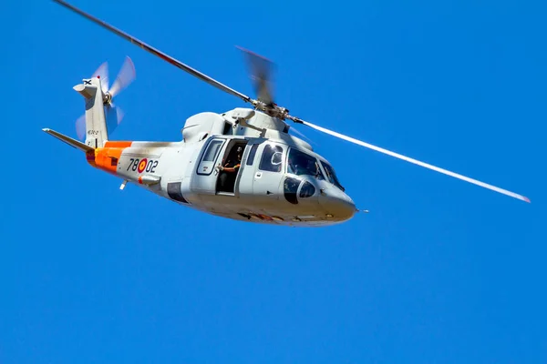 Vrtulník sikorsky s - 76c — Stock fotografie