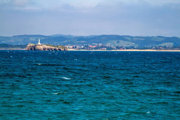 Latarnia morska w wyspa Mouro — Zdjęcie stockowe