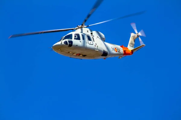 Helicóptero sikorsky s-76c — Fotografia de Stock