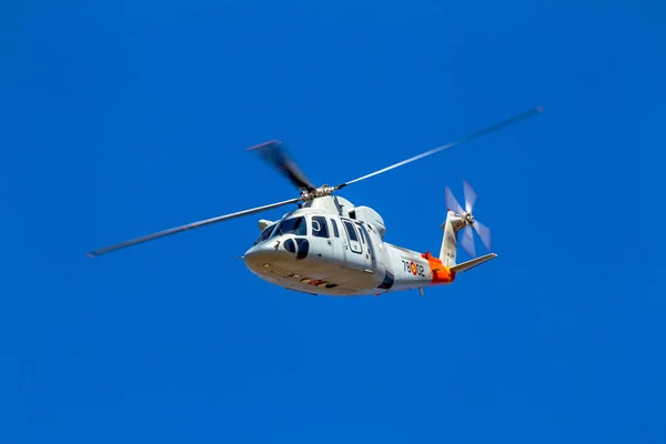 直升机西科斯基 s-76 c — 图库照片
