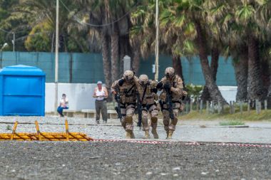 İspanyol denizciler 12 Uluslararası Havacılık tarihinde