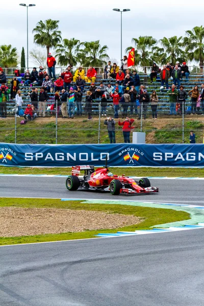 F1 corridas em sessão de treinamento — Fotografia de Stock