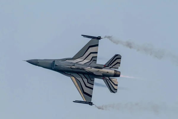 Aircraft F-16 Belgian solo display — Stock Photo, Image