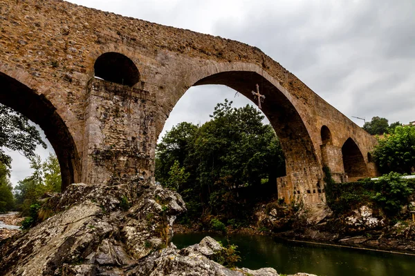 Ponte de pedra romana velha — Fotografia de Stock