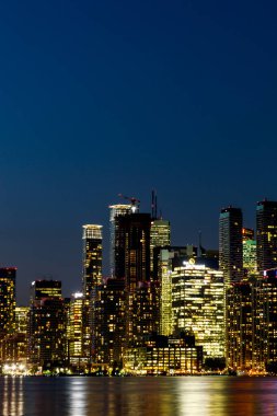 Toronto şehir merkezinin gece manzarası, Ontario, Kanada