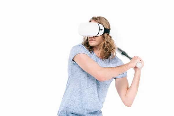 Hombre en auriculares de realidad virtual con bate — Foto de Stock