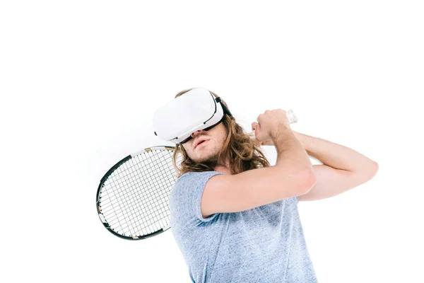 Hombre jugando al tenis en realidad virtual — Foto de Stock