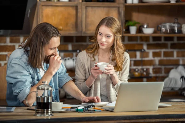 Couple working at home — Stock Photo