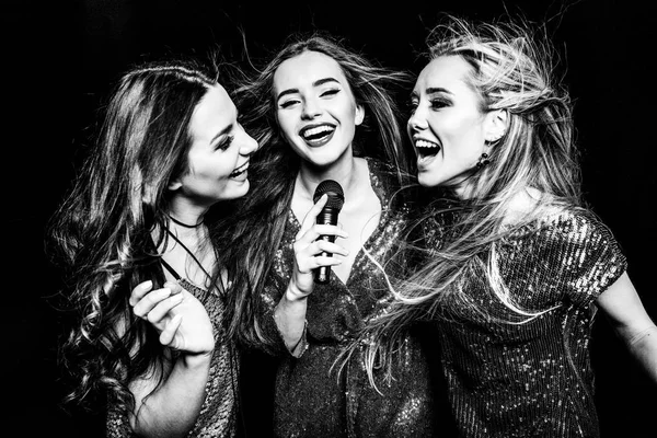 Three gorgeous women — Stock Photo