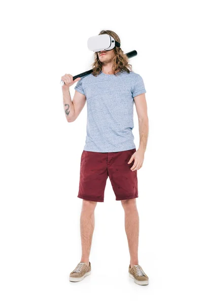 Hombre en auriculares de realidad virtual con bate - foto de stock
