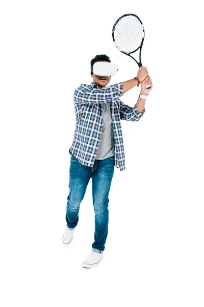 Hombre jugando al tenis en realidad virtual - foto de stock