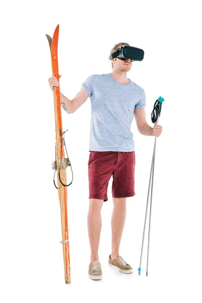 Uomo in realtà virtuale auricolare sci — Foto stock