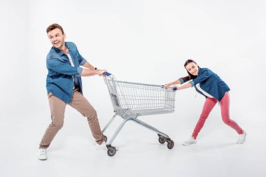 alışveriş sepeti ile Çift