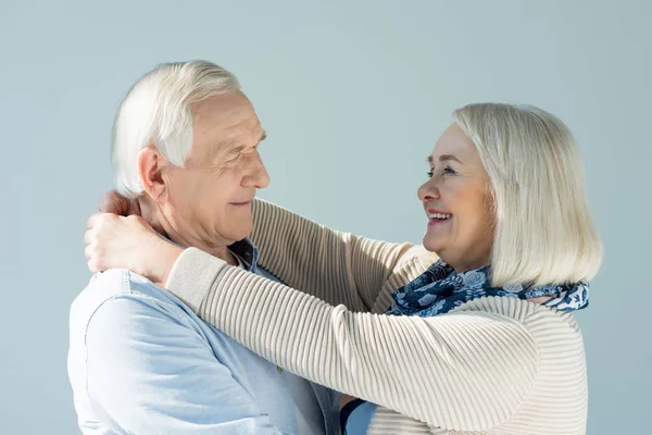 Glückliches Seniorenpaar — Stockfoto