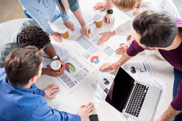 businesspeople discussing and brainstorming