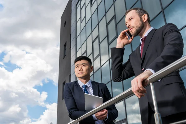 Multicultural business team meeting — Stock Photo, Image