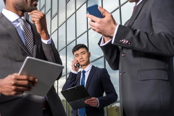 Reunión del equipo empresarial multicultural — Foto de Stock