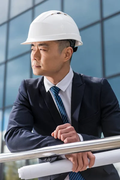 2 professional architect in hard hat — Stock Photo, Image