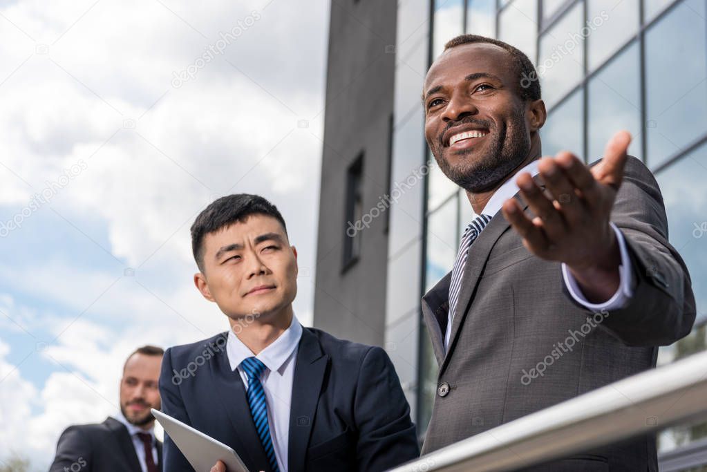 multicultural business team meeting