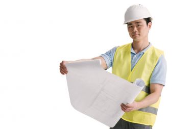 Bina planı ile genç Asyalı mimar