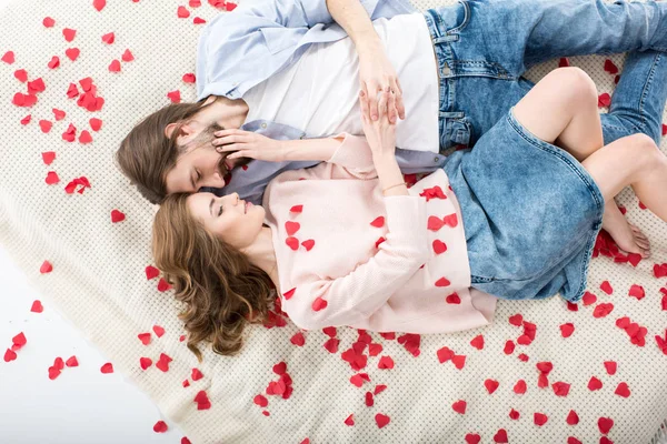 Hermosa pareja enamorada - foto de stock