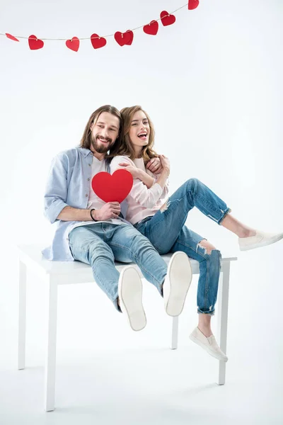 Jovem casal apaixonado — Fotografia de Stock