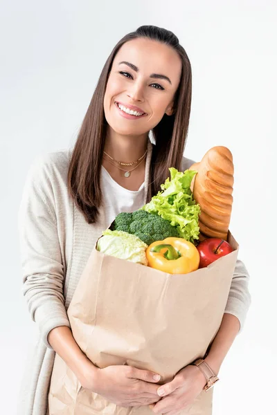 Femme tenant sac d'épicerie — Photo de stock