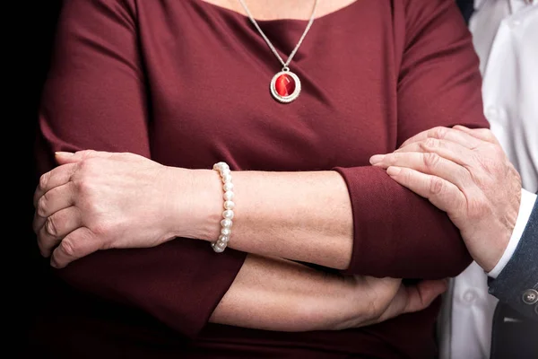 Mujer mayor con joyas - foto de stock