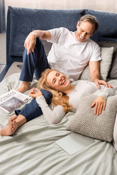 Happy middle aged couple — Stock Photo