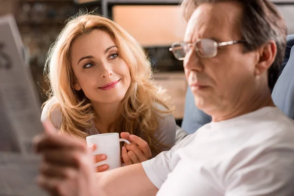 Happy middle aged couple — Stock Photo