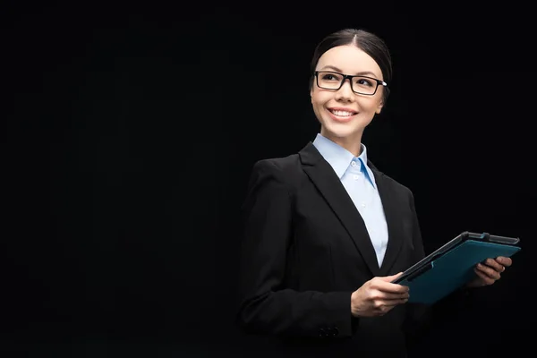 Mujer de negocios con tableta digital - foto de stock