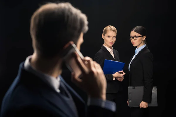 Businessman using smartphone — Stock Photo