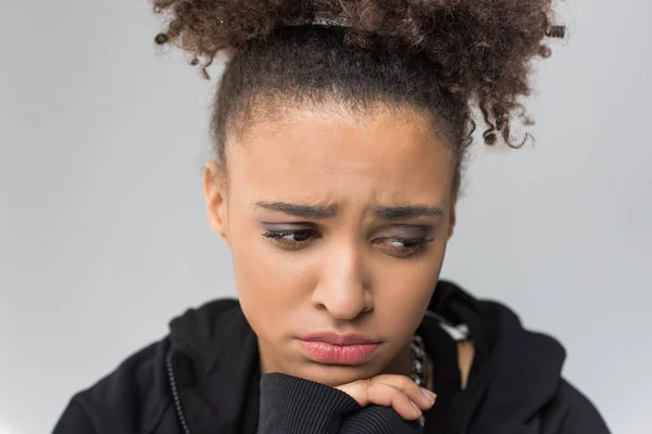 Aufgebracht afrikanisch amerikanische Mädchen — Stockfoto