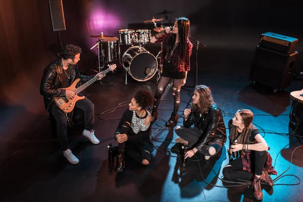 Rock and Roll Band auf der Bühne — Stockfoto