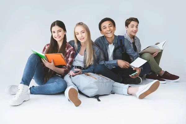 Multiethnic group of students — Stock Photo