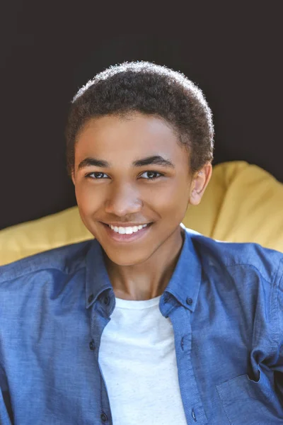 Smiling african american teenage boy — Stock Photo