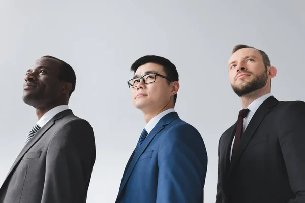 Jóvenes empresarios multiétnicos - foto de stock