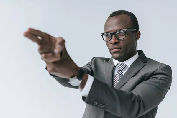 Hombre de negocios afroamericano - foto de stock